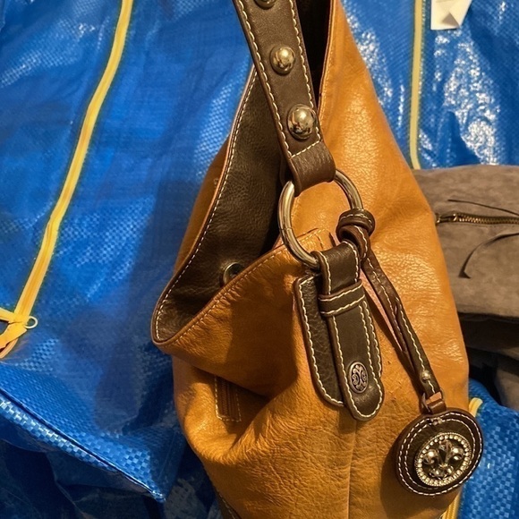 𝅺👜 Western Style brown Studs & Sparkles Fleur d’ Lis Lily should strap b… - Picture 9 of 10